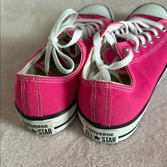 Bright Pink Converse All Star - Picture 2 of 3